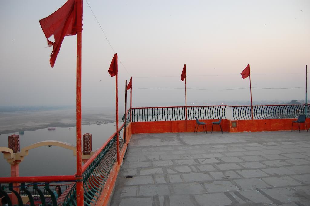 Puja Guest House Varanasi Exterior photo