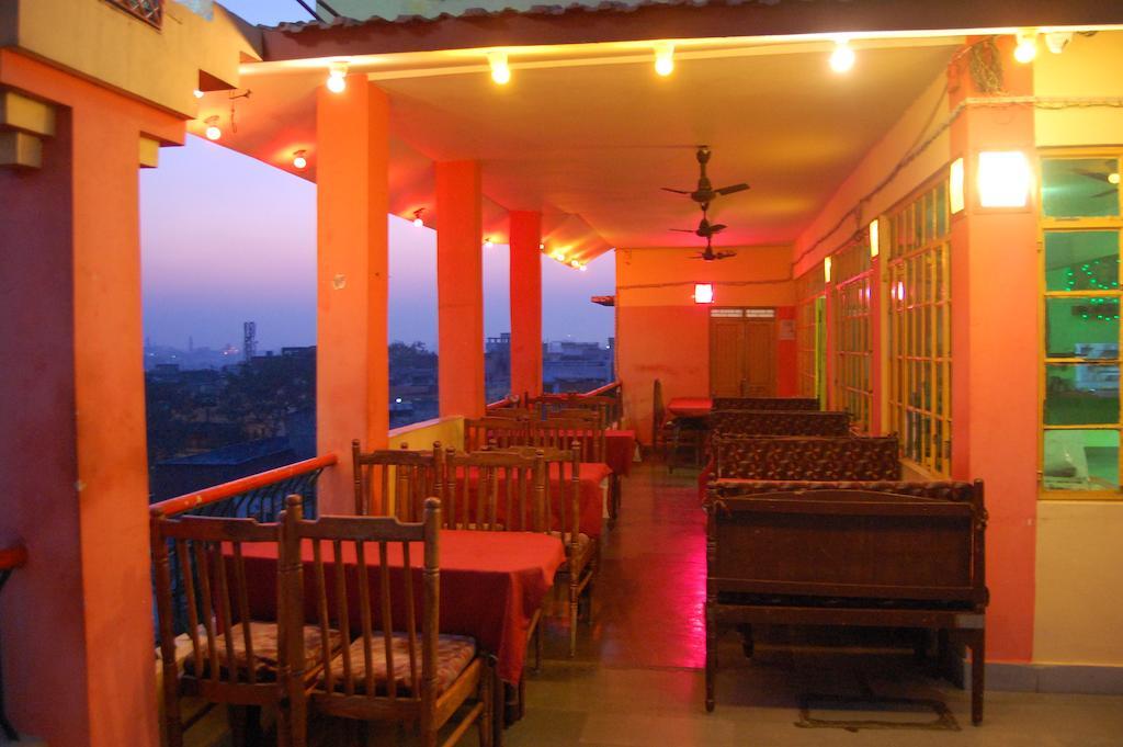 Puja Guest House Varanasi Exterior photo