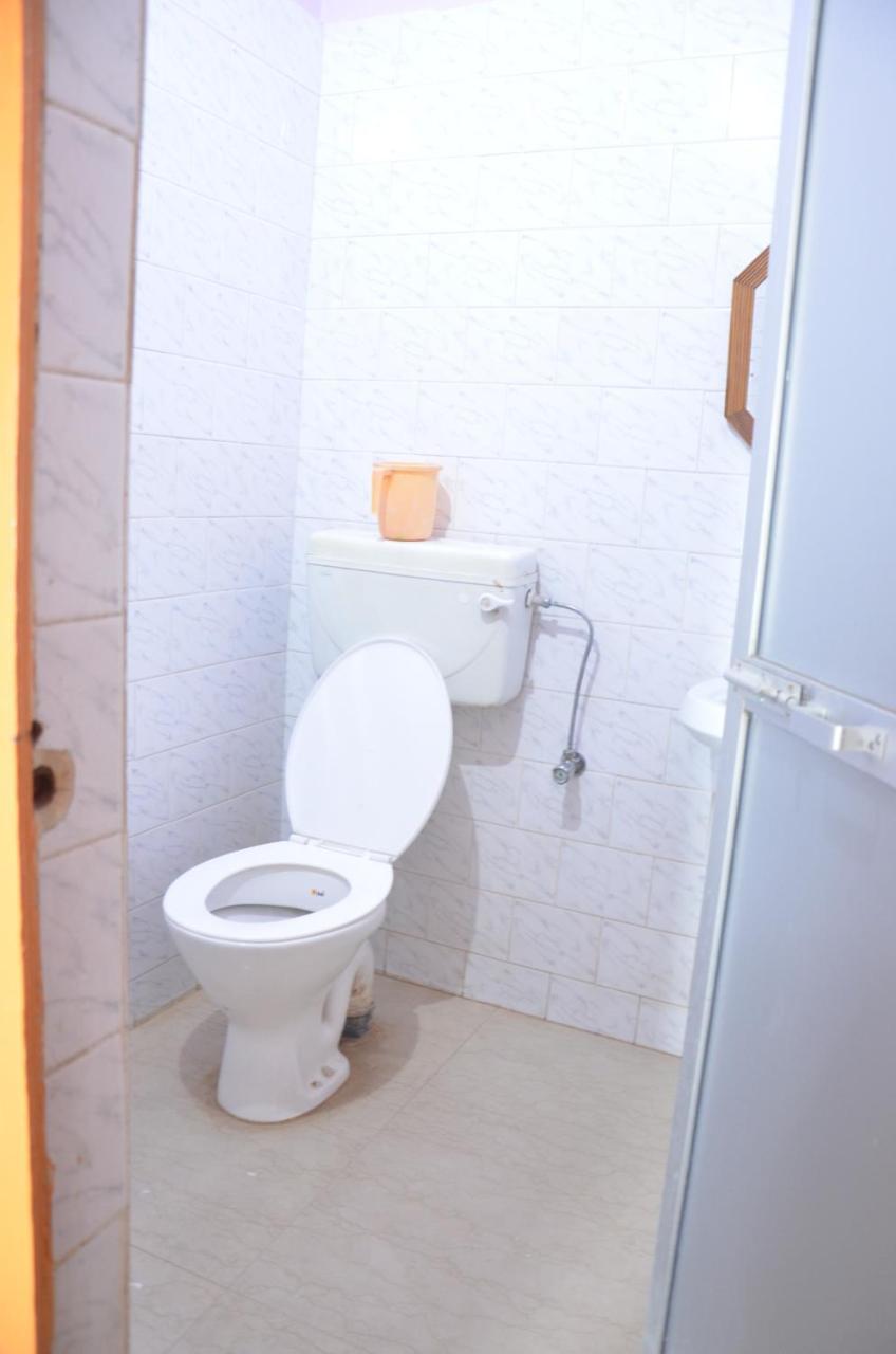 Puja Guest House Varanasi Exterior photo