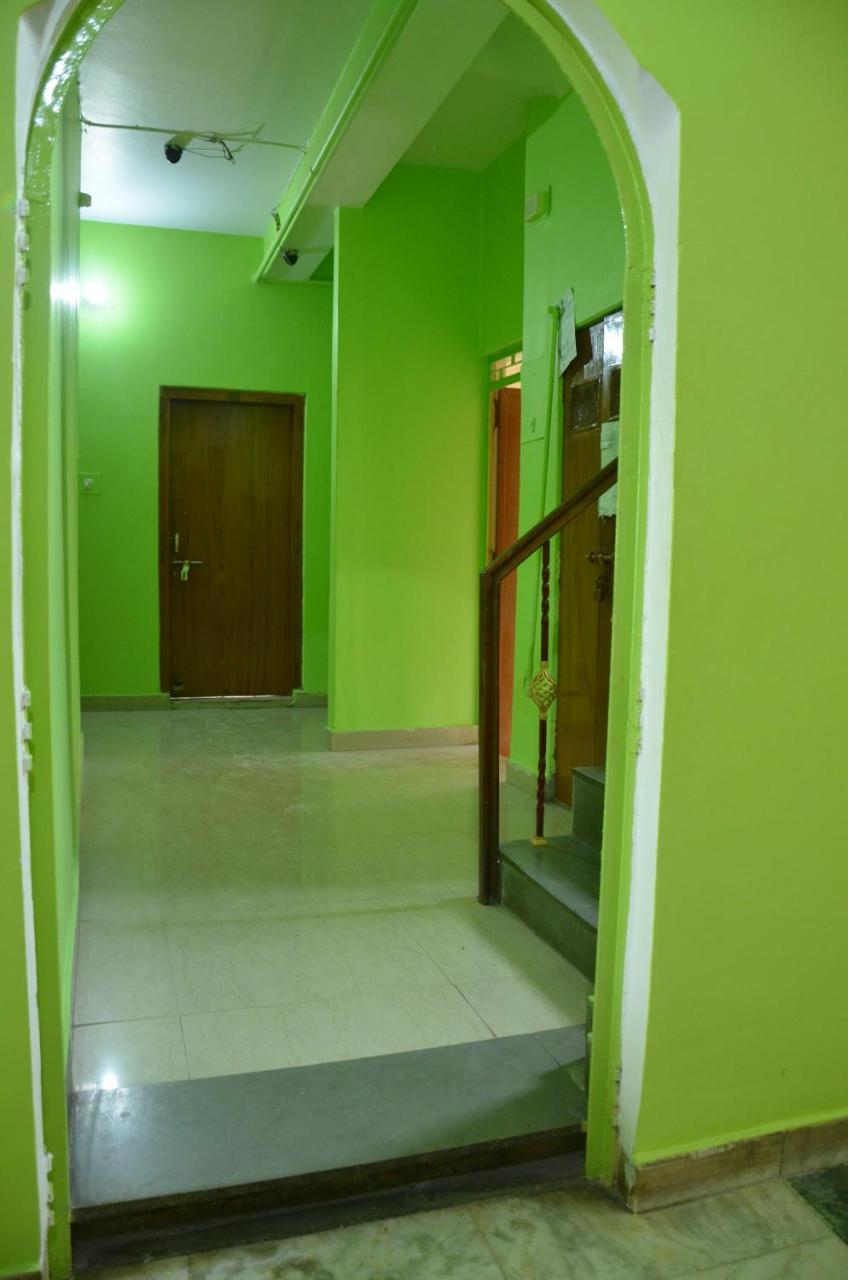 Puja Guest House Varanasi Exterior photo